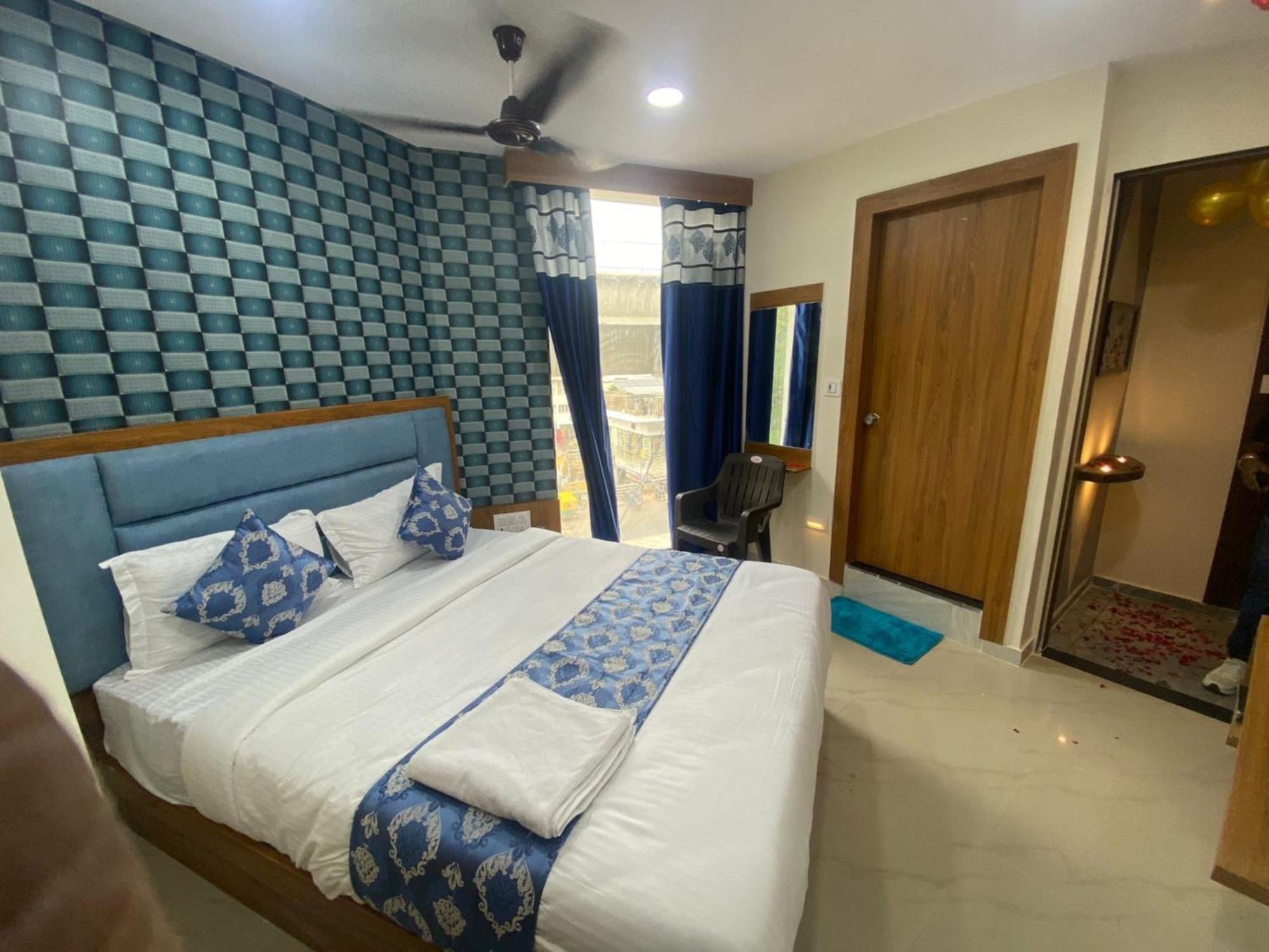 Hotel Surya Villa Ahmedabad Esterno foto